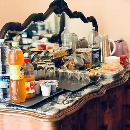 Casa Del Marchese Bed & Breakfast 4*