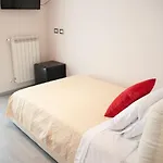 Casa Del Marchese ريبوسْتو